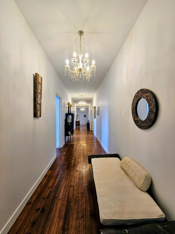 Demeure - 665 m² - 20 pièces