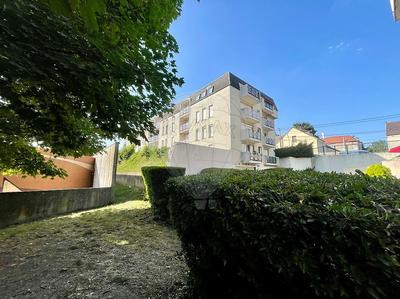 Appartement - 75 m² - 4 pièces