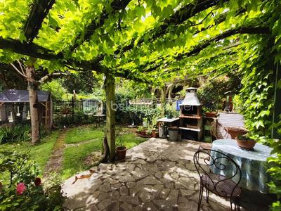 Maison ancienne - 225 m² - 9 pièces