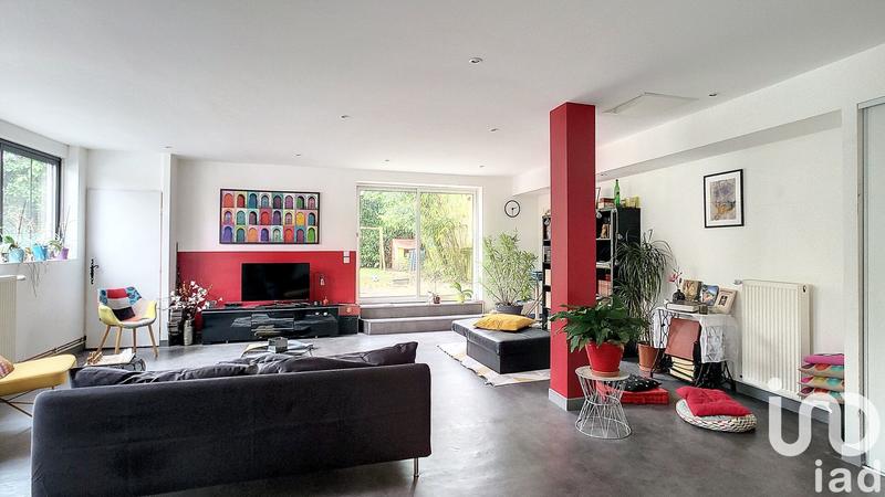 Maison de ville - 240 m² - 7 pièces