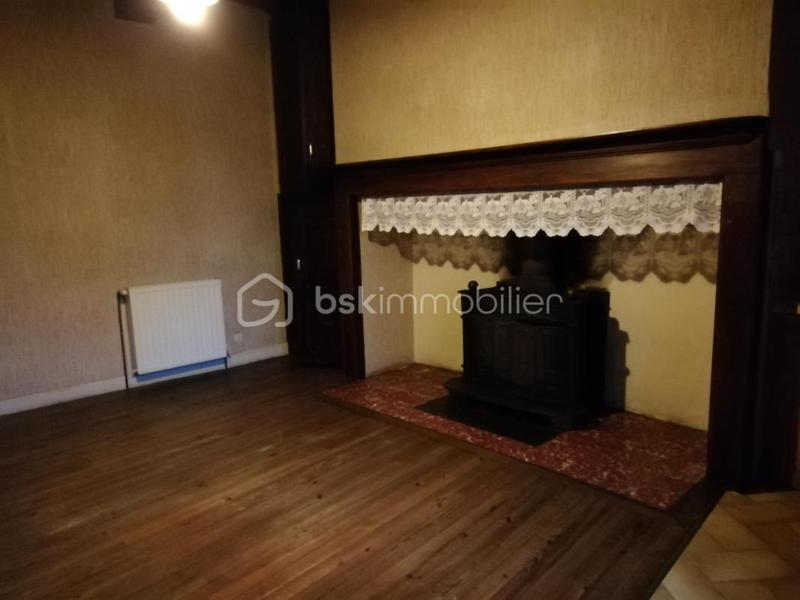 Demeure - 223 m² - 7 pièces