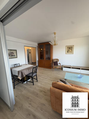 Appartement - 92 m² - 4 pièces