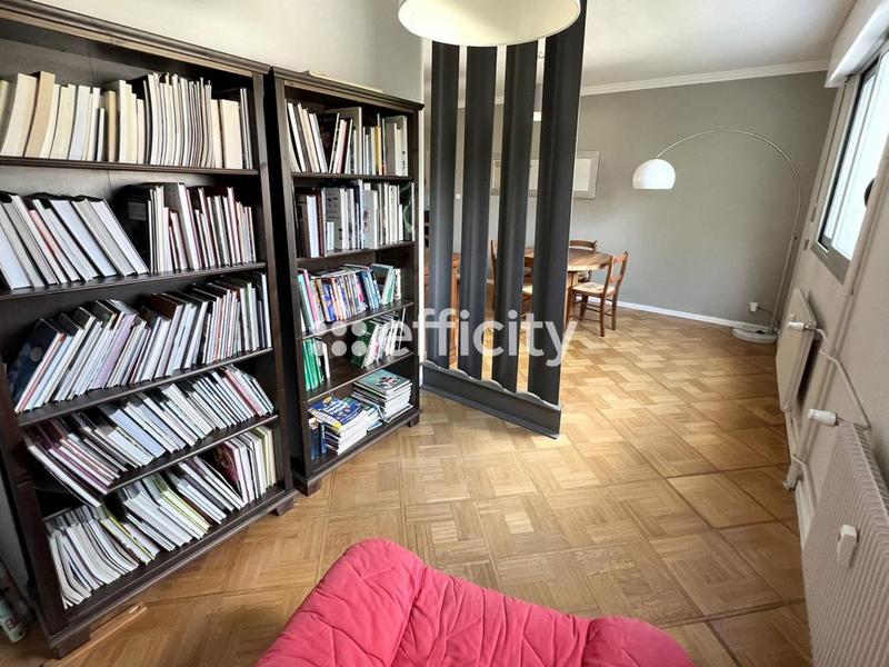 Appartement - 157 m² - 5 pièces