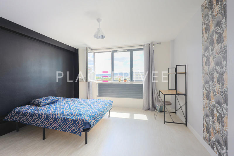 Appartement - 94 m² - 5 pièces