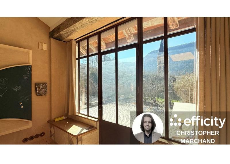 Maison - 102 m² - 4 pièces