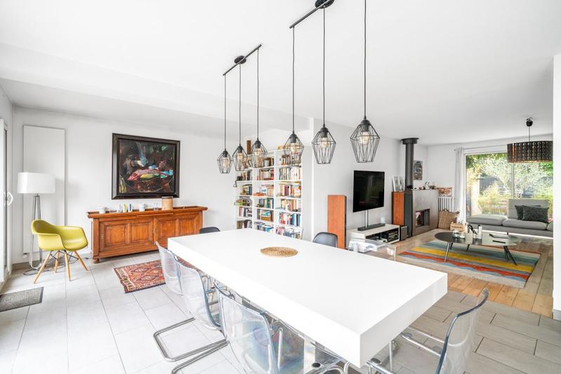 Maison - 208 m² - 7 pièces