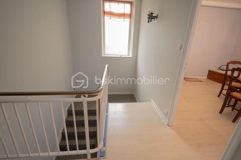 Maison traditionnelle - 320 m² - 8 pièces