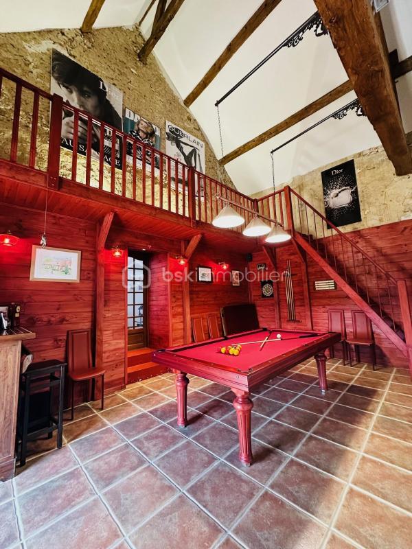 Longère - 221 m² - 9 pièces