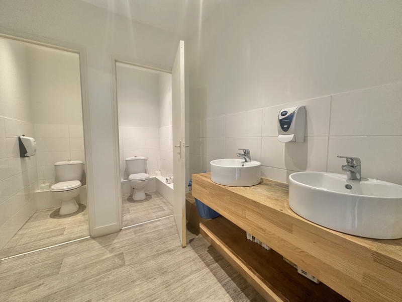 Local commercial - 123 m²