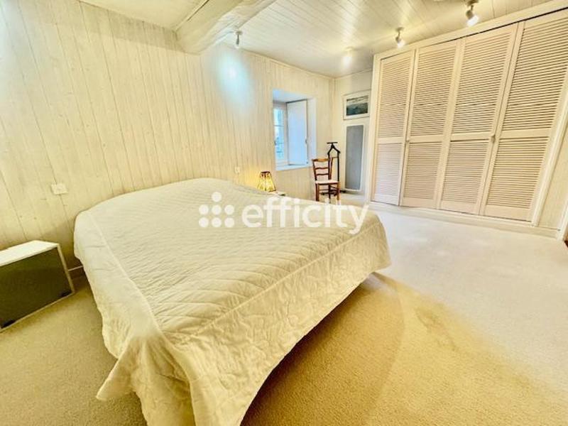 Maison - 282 m² - 10 pièces