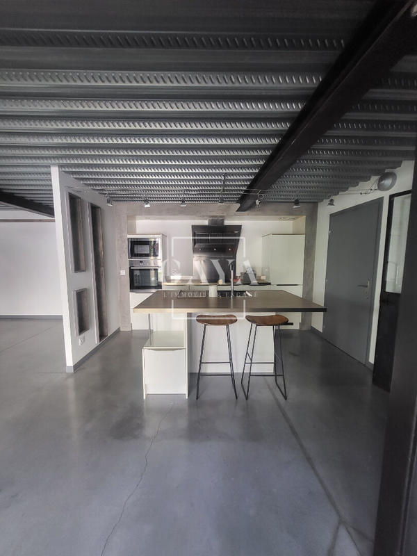 Bureau - 138 m²