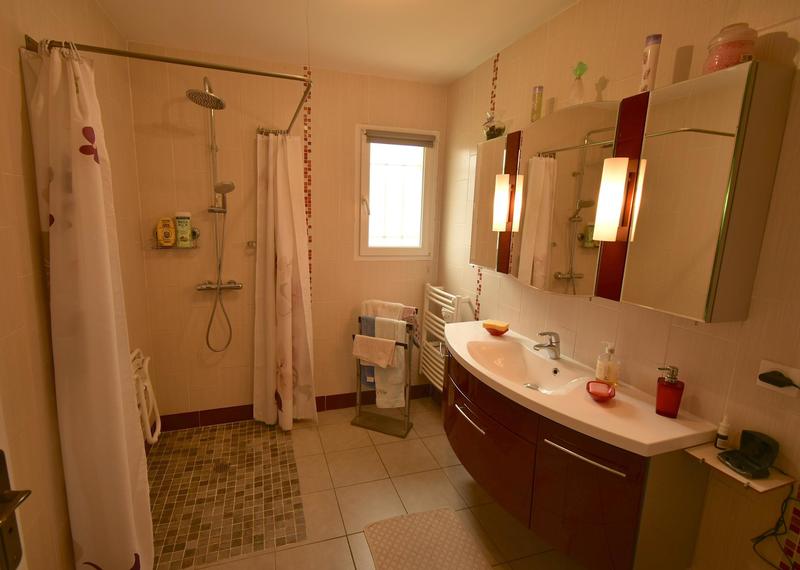 Maison - 97 m² - 5 pièces