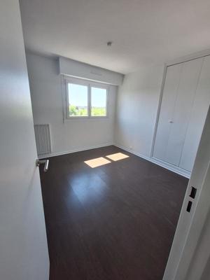 Appartement ancien - 75 m² - 4 pièces