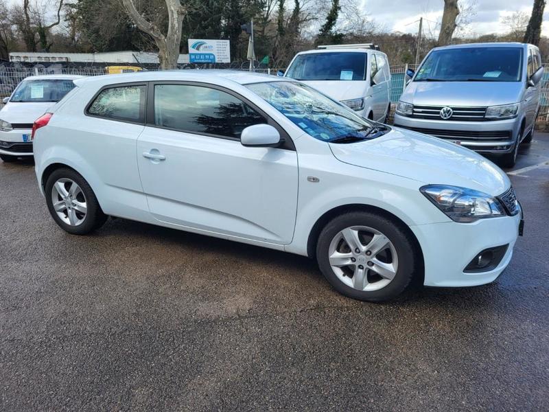 Kia Cee'd Pro Cee 'D 1.6 Crdi 115ch Navi Pack