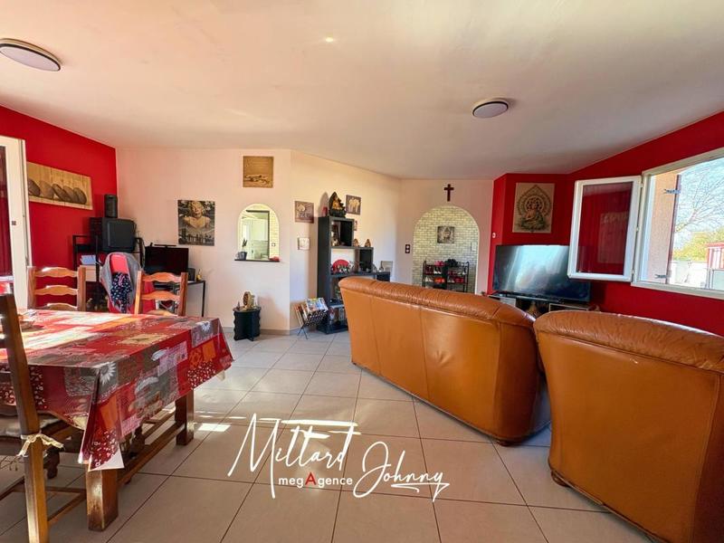 Maison - 96 m² - 5 pièces