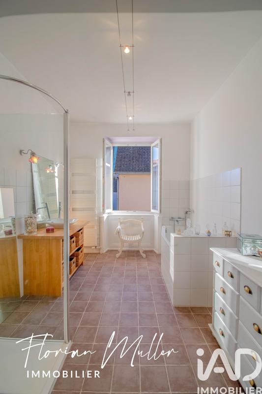 Duplex - 190 m² - 6 pièces