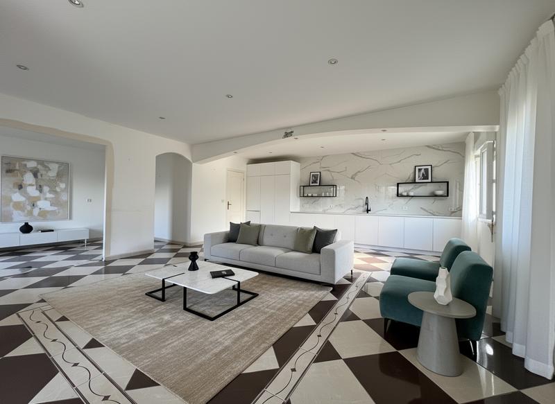 Maison - 200 m² - 5 pièces