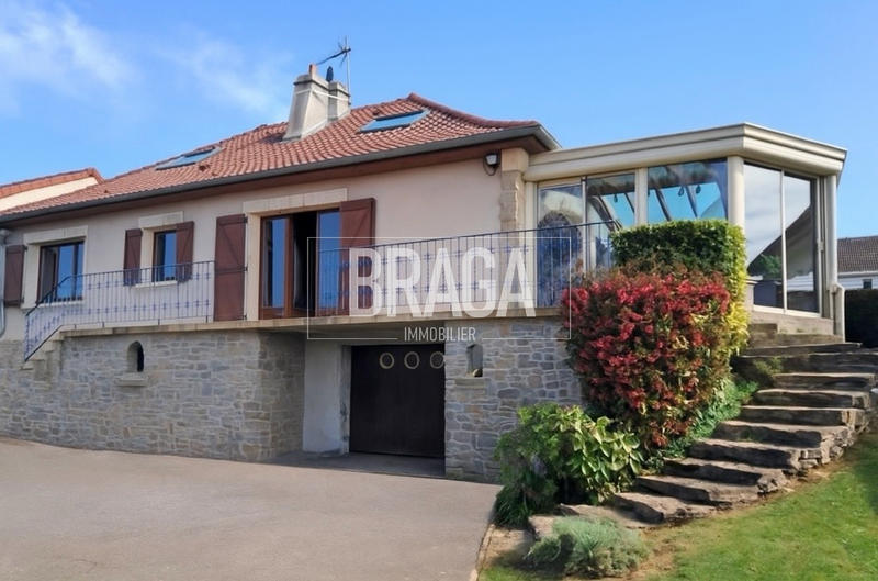 Maison - 148 m² - 6 pièces