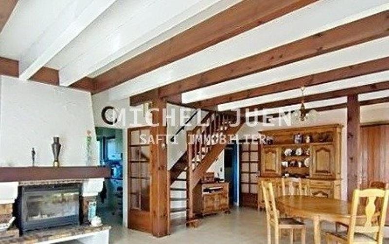 Maison - 131 m² - 5 pièces