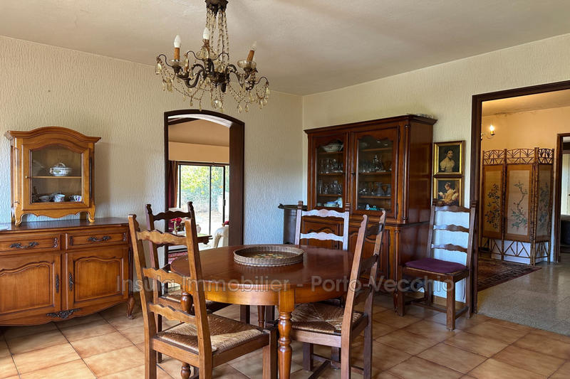 Maison - 99 m² - 6 pièces