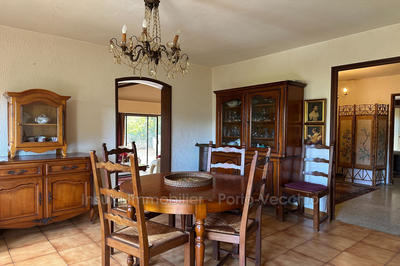 Maison - 99 m² - 6 pièces