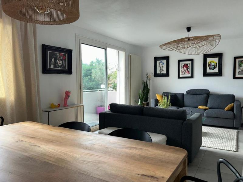 Appartement - 87 m² - 5 pièces