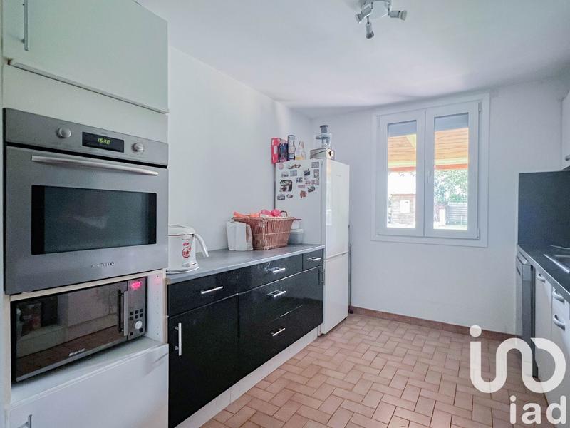 Maison - 92 m² - 6 pièces