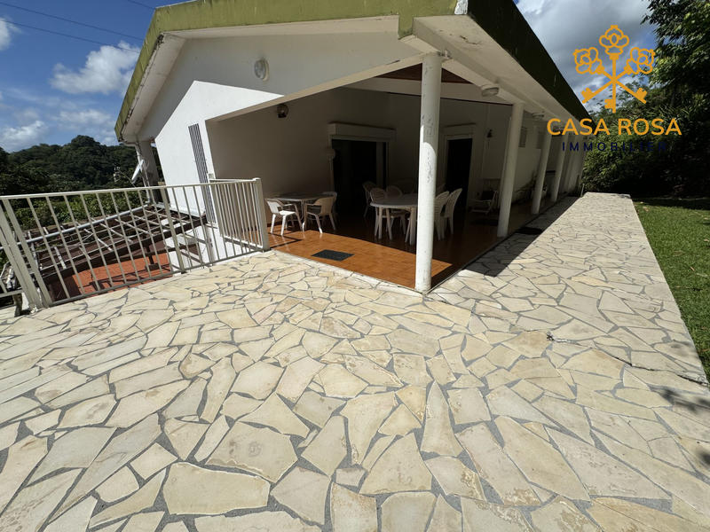 Maison traditionnelle - 107 m² - 5 pièces