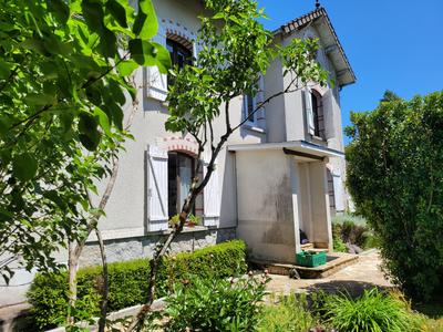 Maison - 130 m² - 6 pièces