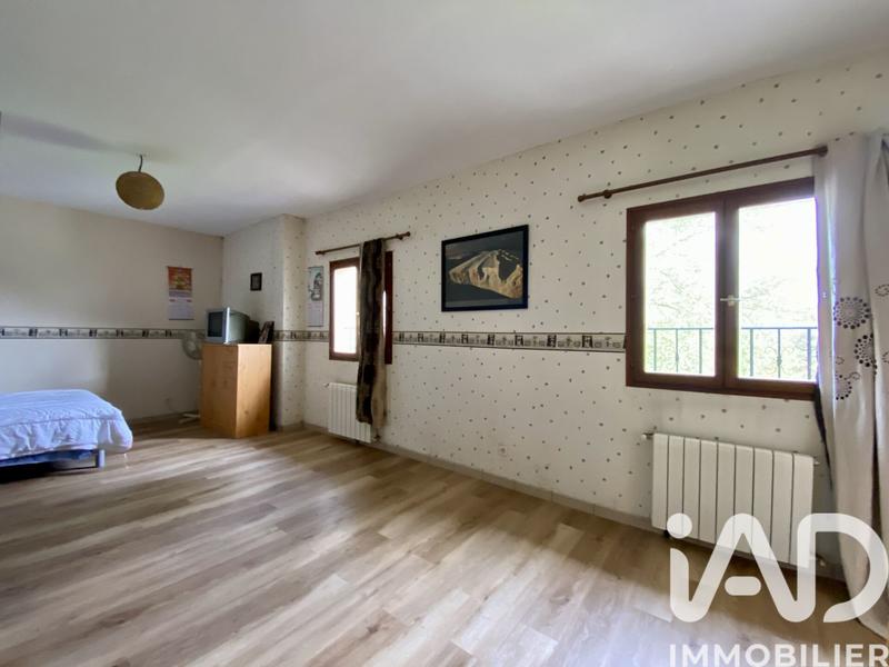 Maison - 183 m² - 6 pièces