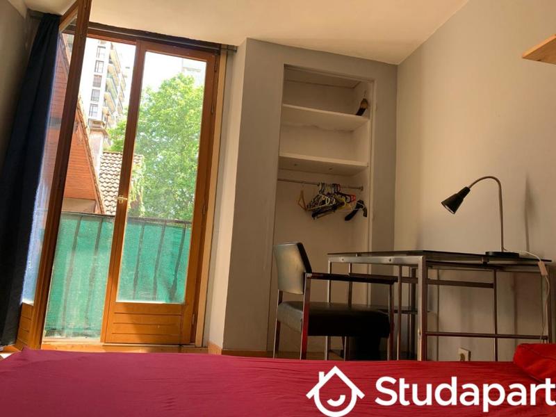 Chambre - 10 m² - 1 pièce