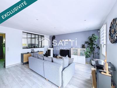 Maison - 95 m² - 5 pièces