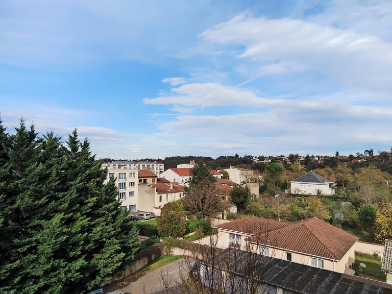 Appartement - 103 m² - 5 pièces