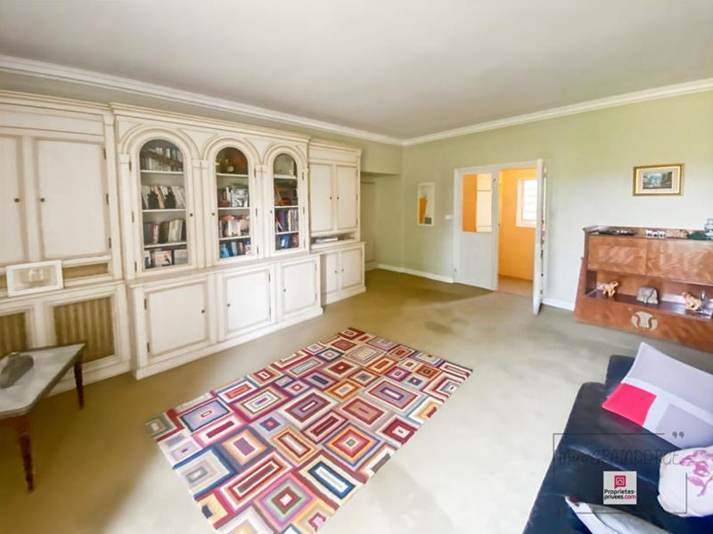 Propriété - 390 m² - 13 pièces