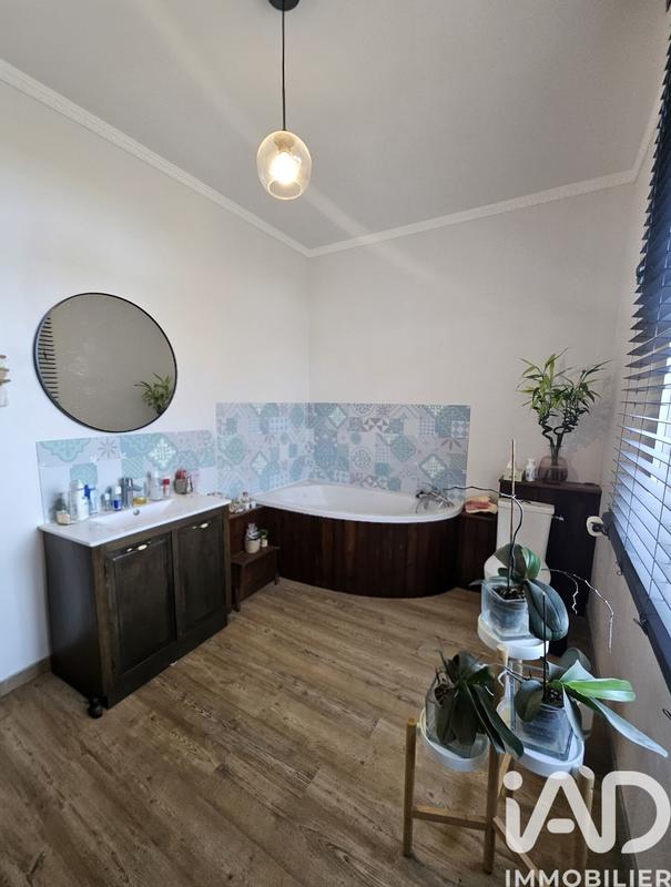 Maison - 265 m² - 8 pièces