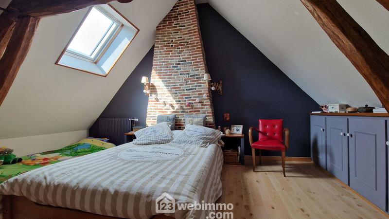 Maison - 210 m² - 6 pièces