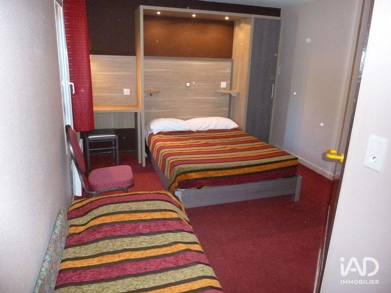 Local commercial - 1 750 m²