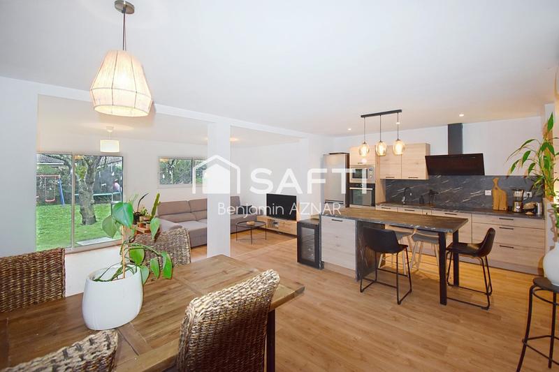 Maison - 104 m² - 4 pièces