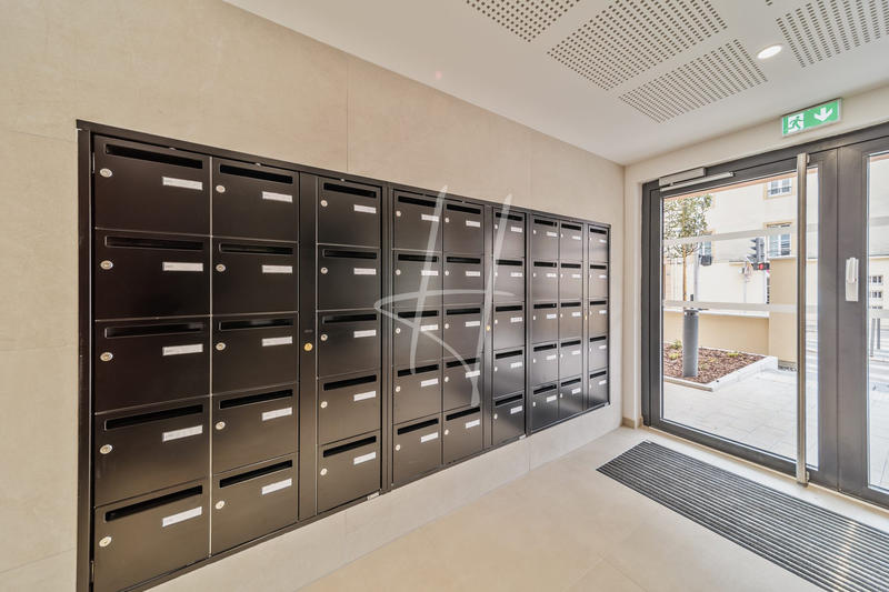 Appartement - 105 m² - 5 pièces