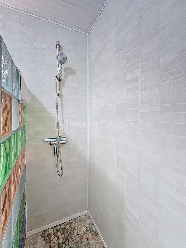 Studio - 30 m² - 1 pièce