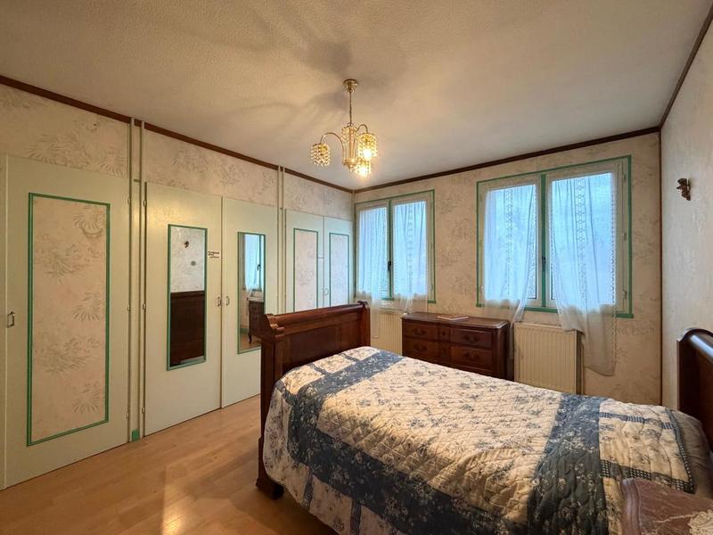 Maison - 145 m² - 6 pièces