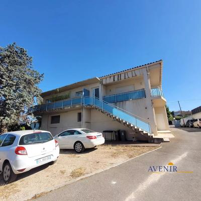 Immeuble - 975 m² - 10 pièces