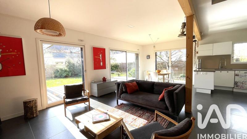 Maison - 101 m² - 5 pièces