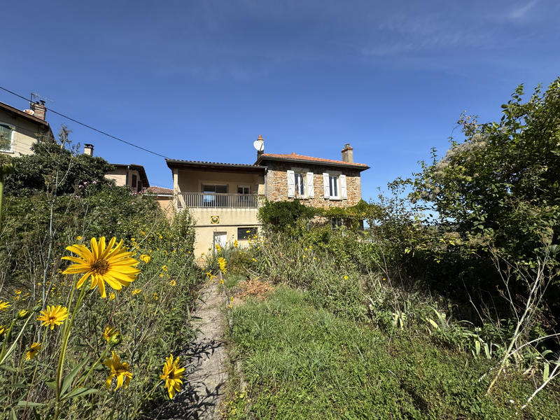 Maison de village - 84 m² - 4 pièces