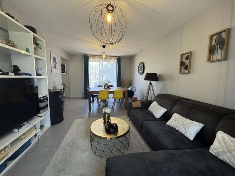 Maison - 87 m² - 4 pièces