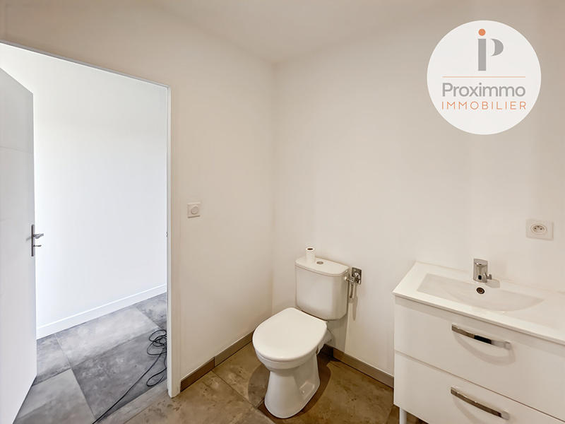 Local commercial - 65 m² - 3 pièces