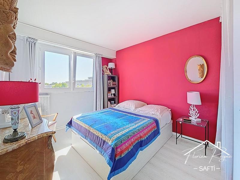 Appartement - 84 m² - 4 pièces