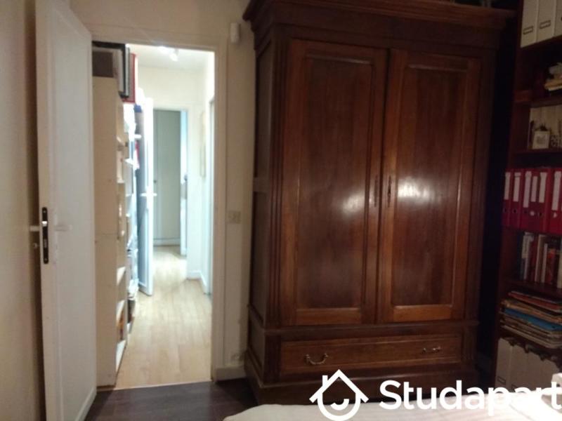 Chambre - 9 m² - 1 pièce