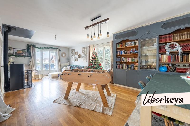 Appartement - 100 m² - 4 pièces