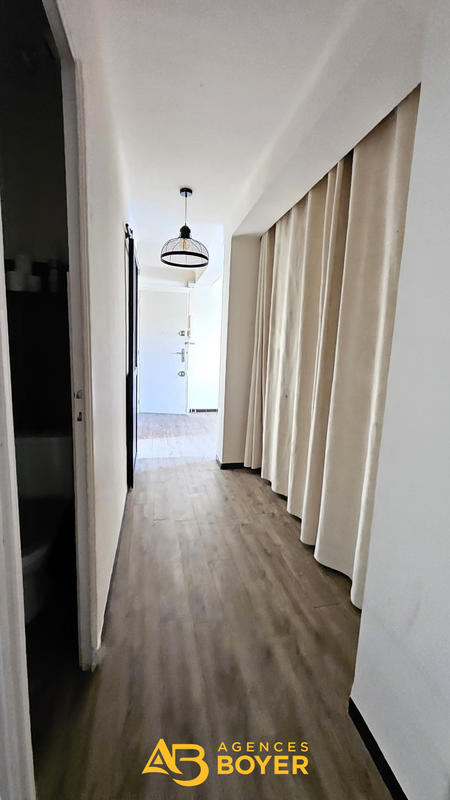 Appartement - 83 m² - 3 pièces